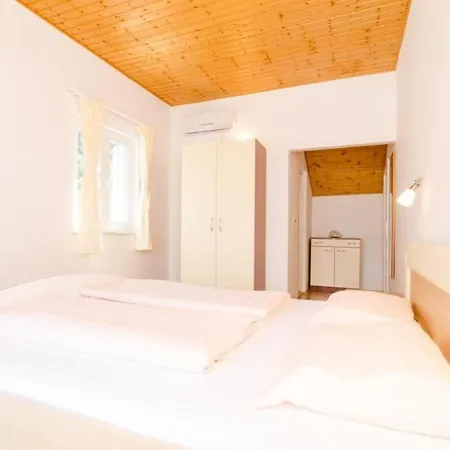 Macus - Double With Balcony And Sea View Apartman