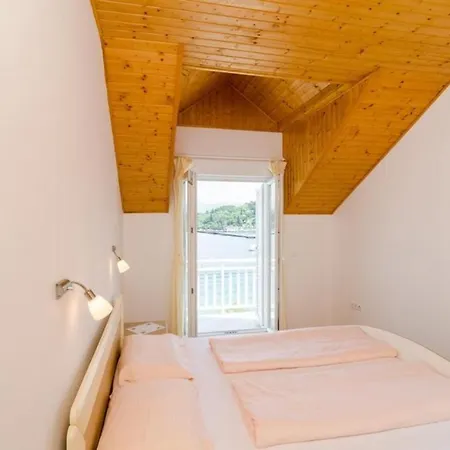 Macus - Double With Balcony And Sea View Kolocep Island